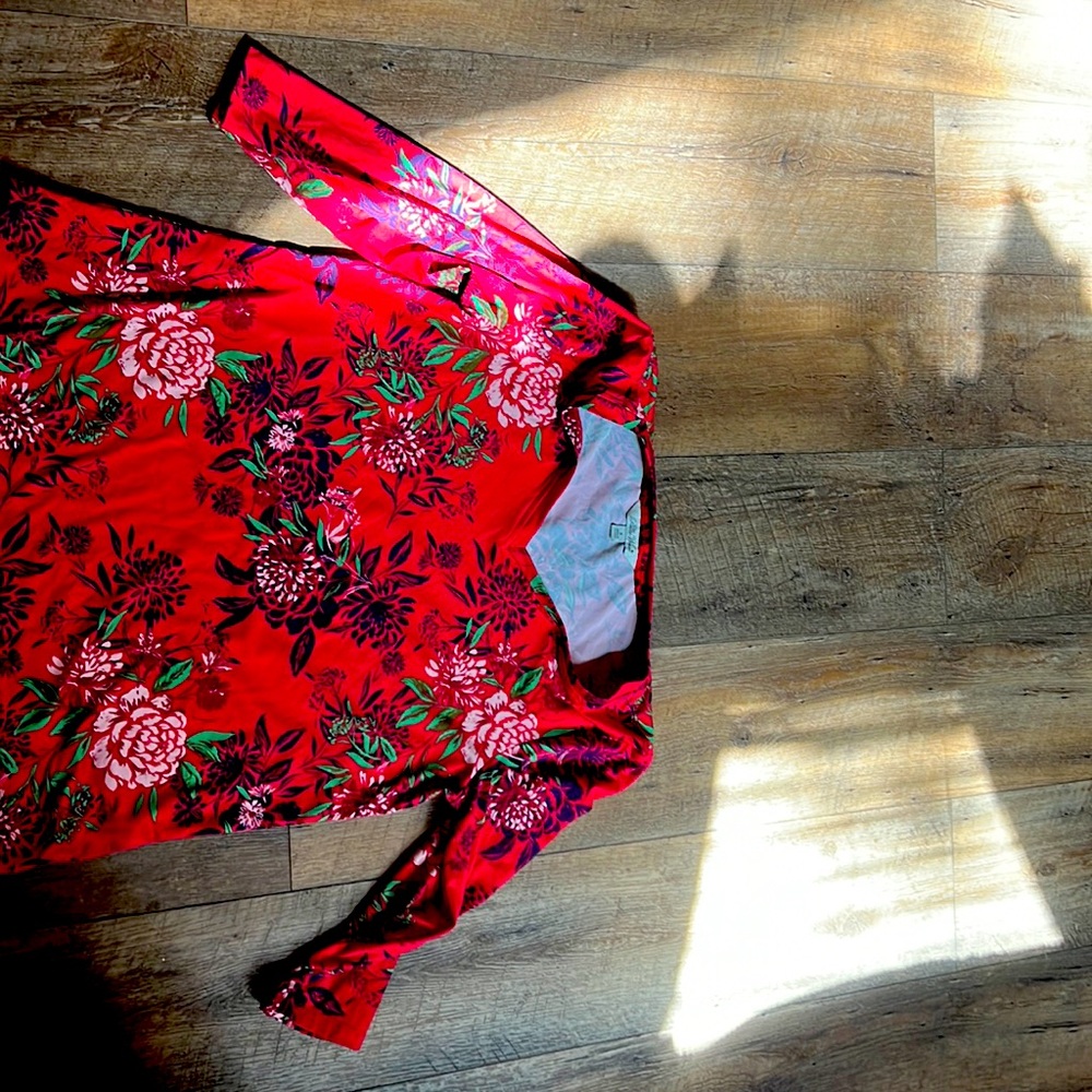 Pioneer Woman top